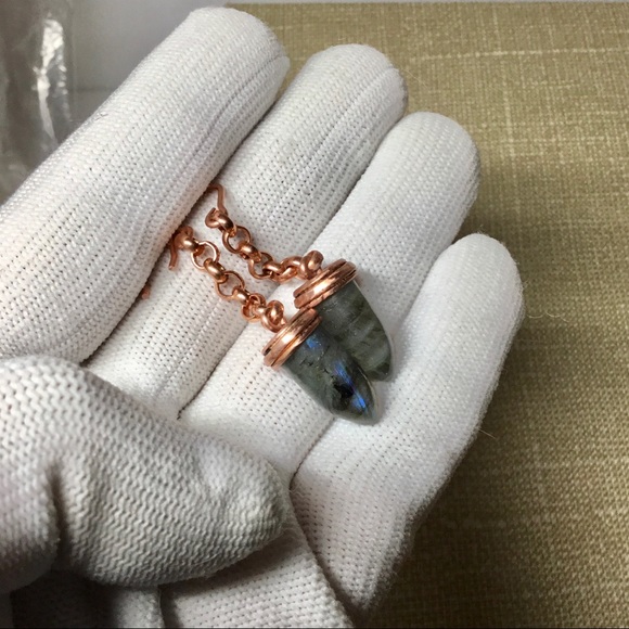 Earrings, bullet shaped labradorite, solid copper - Picture 2 of 8